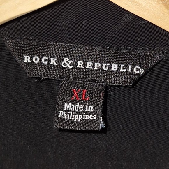 Rock & Republic Black Western Top with Unique Pyramid Shaped Buttons Size XL - Picture 6 of 6